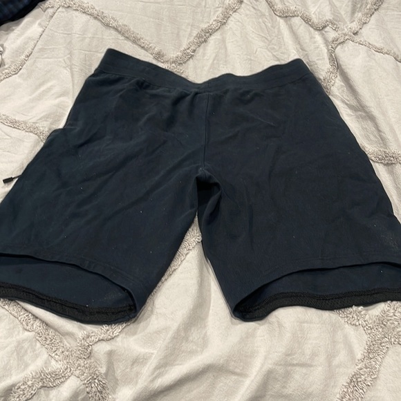 MENS NIKE TECH SWEAT SHORTS - Picture 2 of 3